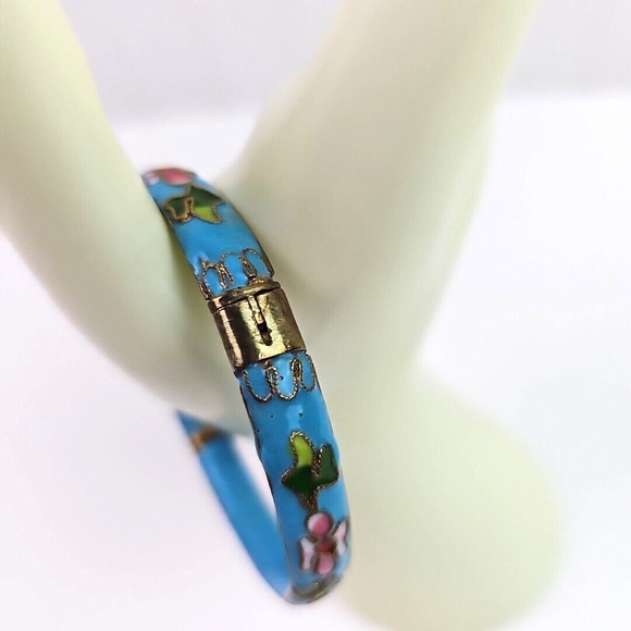 Vintage Cloissone Enameled Blue Pink Gold Floral Design Bangle Bracelet 2.35 in - Picture 3 of 9